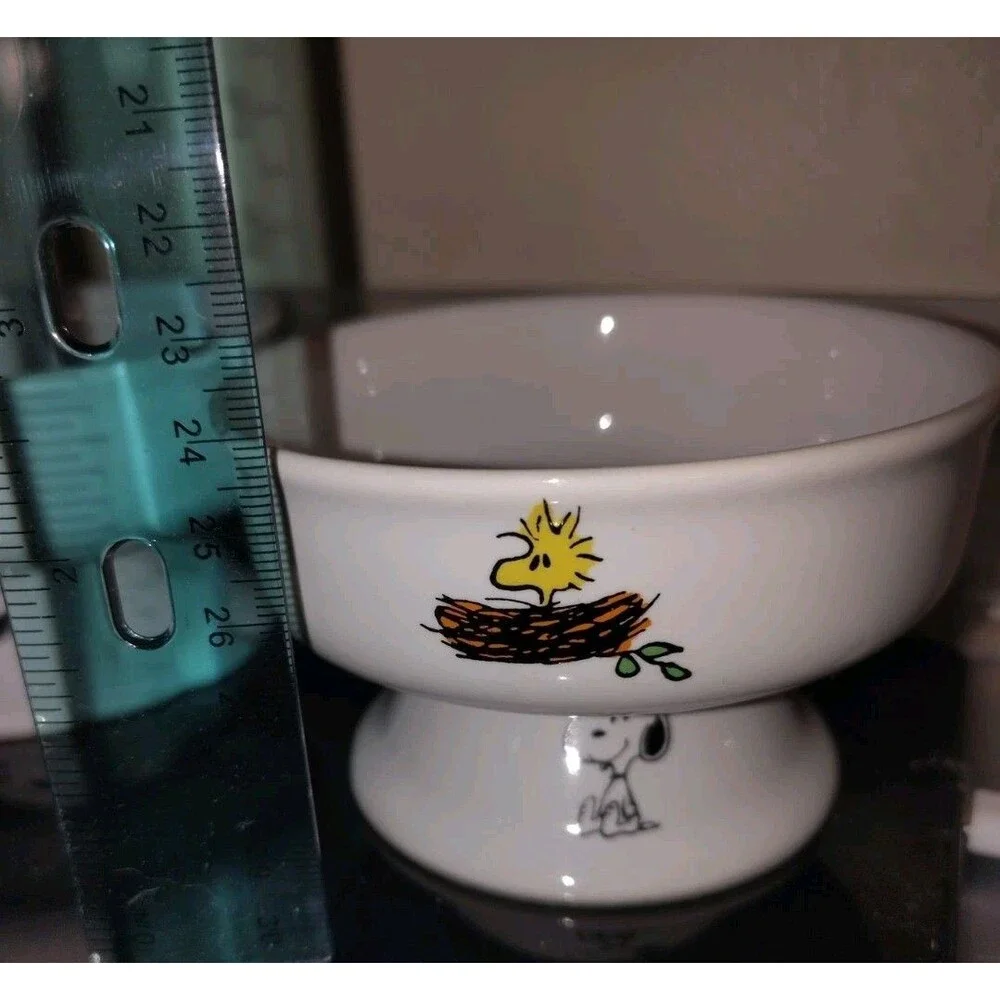 Vintage 1965 Peanuts Snoopy Woodstock Ceramic Ice Cream Pedestal Bowls Set of 2